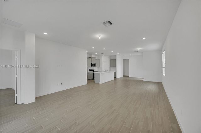 19457 Whispering Creek Rd, Loxahatchee, FL 33470