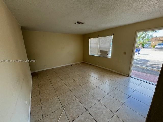 7830 SW 10th St A-C, North Lauderdale, FL 33068