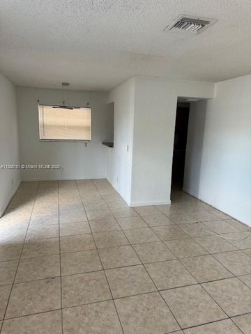 7830 SW 10th St A-C, North Lauderdale, FL 33068