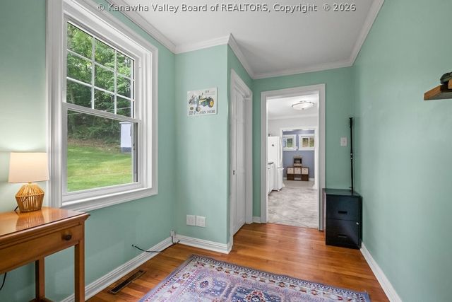 1949 Presson Drive, Charleston, WV 25320