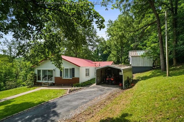 1949 Presson Drive, Charleston, WV 25320