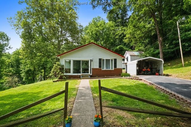 1949 Presson Drive, Charleston, WV 25320