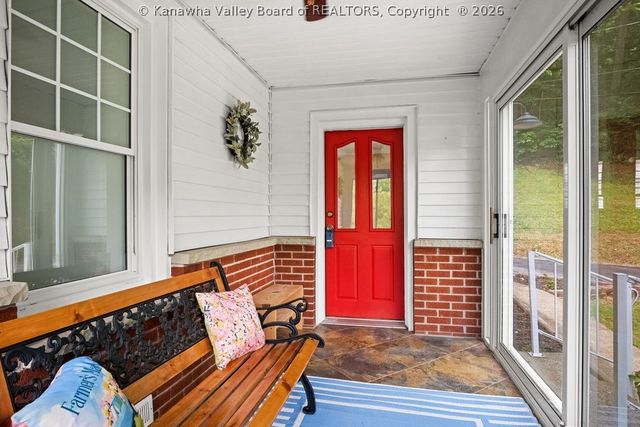 1949 Presson Drive, Charleston, WV 25320