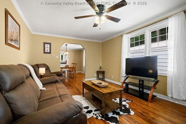 1949 Presson Drive, Charleston, WV 25320