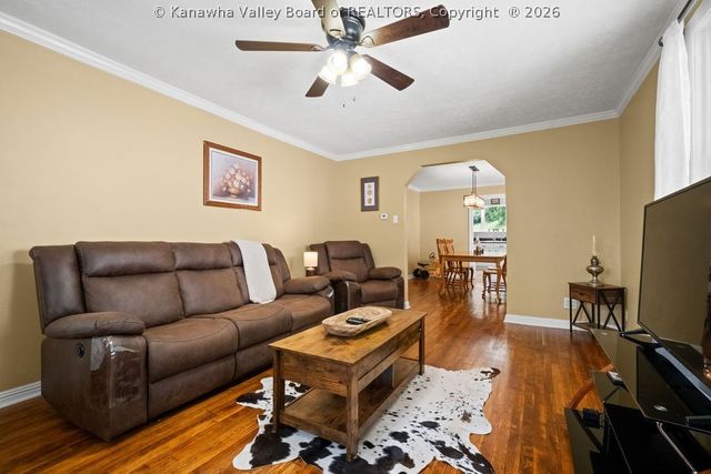 1949 Presson Drive, Charleston, WV 25320