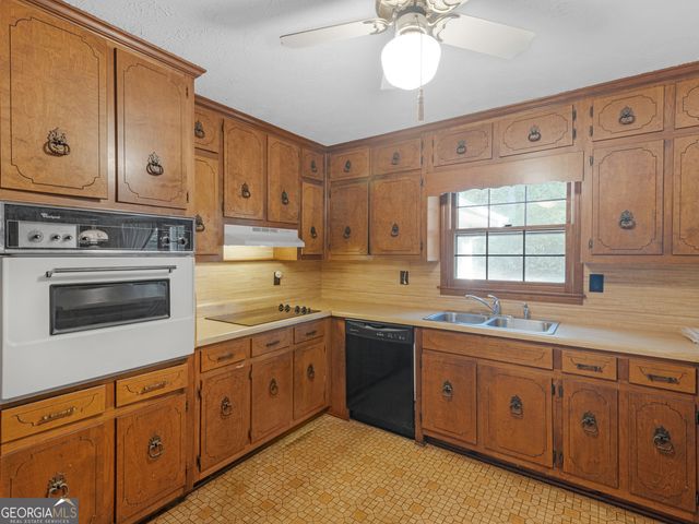 1038 Jodeco Road, Stockbridge, GA 30281