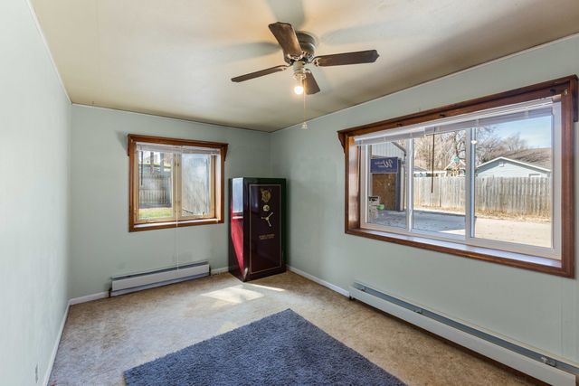 2604 Hilltop Drive, Marshalltown, IA 50158