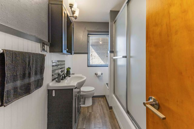 2604 Hilltop Drive, Marshalltown, IA 50158