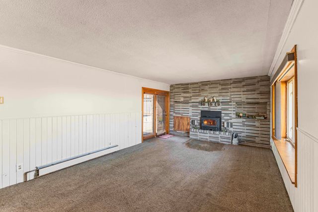 2604 Hilltop Drive, Marshalltown, IA 50158