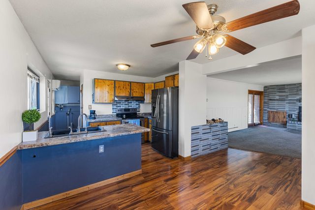 2604 Hilltop Drive, Marshalltown, IA 50158