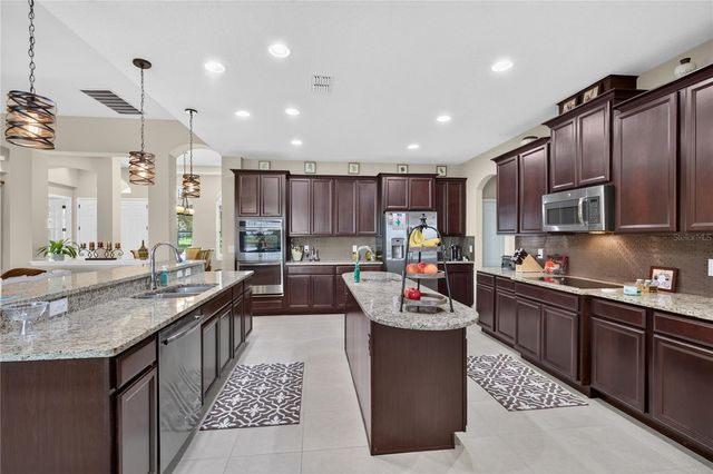31948 GEOFF WAY, Sorrento, FL 32776