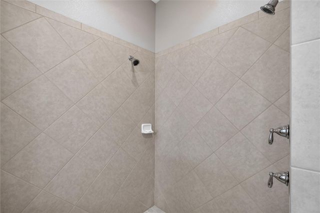 31948 GEOFF WAY, Sorrento, FL 32776