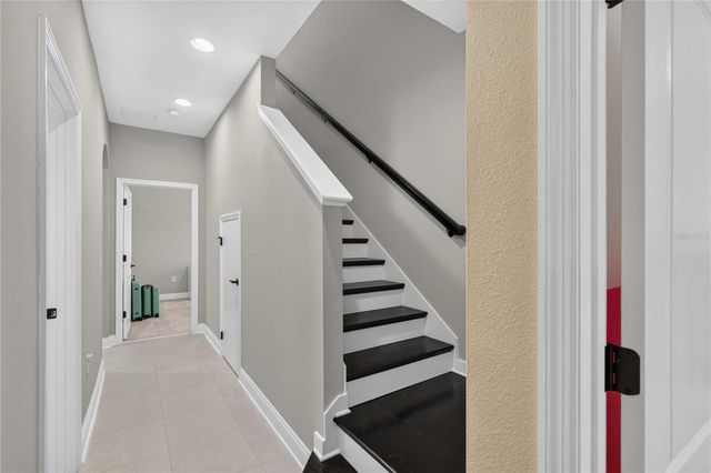 31948 GEOFF WAY, Sorrento, FL 32776