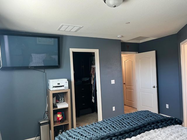 9914 Macabee Ln, Elk Grove, CA 95757