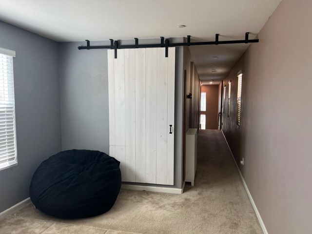 9914 Macabee Ln, Elk Grove, CA 95757