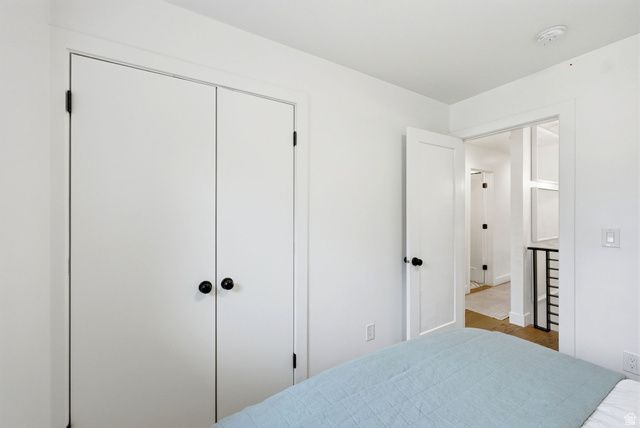 4020 S OLIVER DR, Holladay, UT 84124