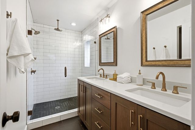 4020 S OLIVER DR, Holladay, UT 84124