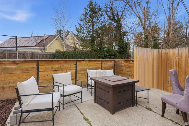 4020 S OLIVER DR, Holladay, UT 84124