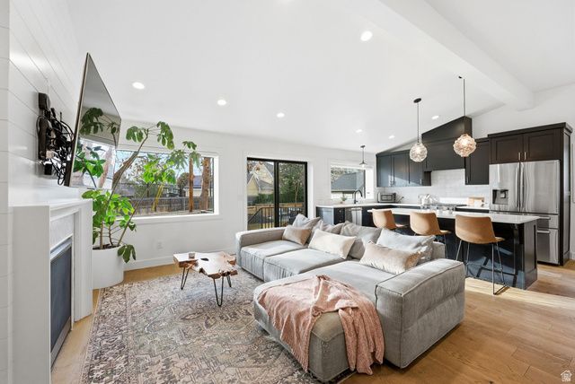 4020 S OLIVER DR, Holladay, UT 84124