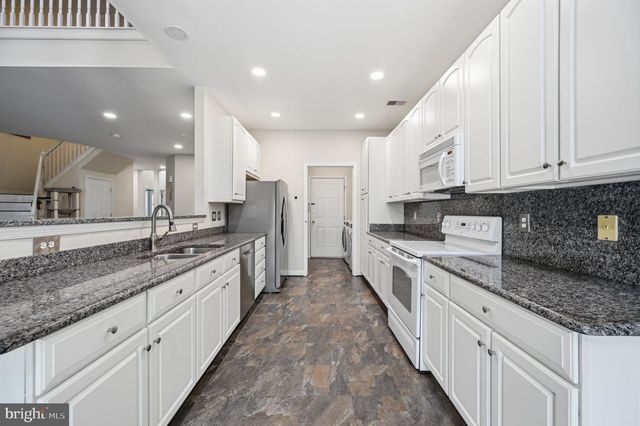 13199 ORMOND DR, Bristow, VA 20136