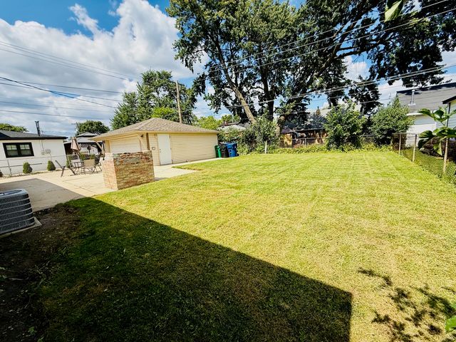 6906 W 91st Street, Bridgeview, IL 60455