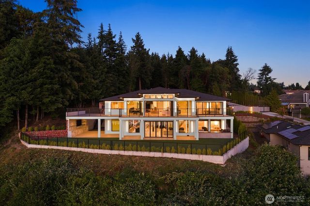3024 N Vista View Drive, Tacoma, WA 98407