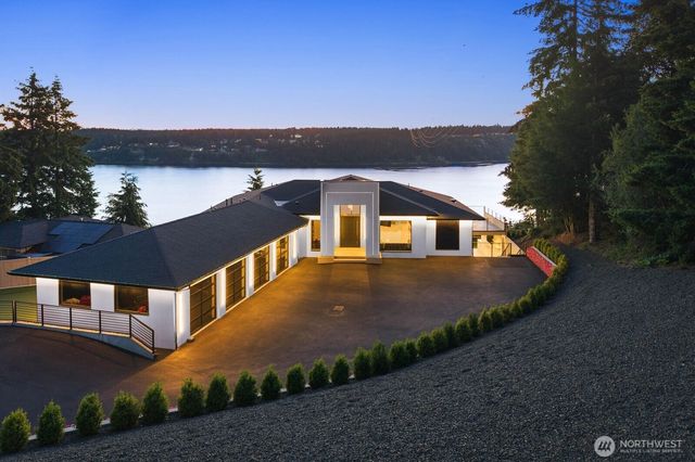 3024 N Vista View Drive, Tacoma, WA 98407