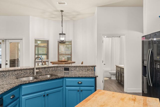 5469 North Shore Rd, Pensacola, FL 32507