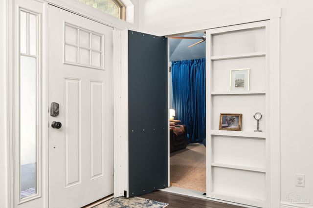 5469 North Shore Rd, Pensacola, FL 32507