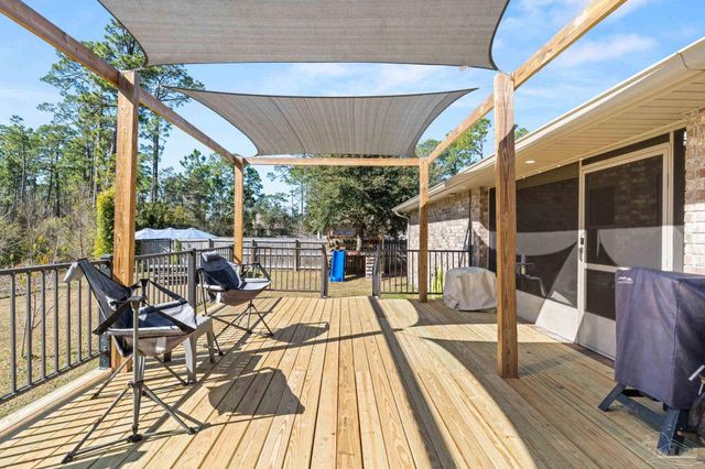 5469 North Shore Rd, Pensacola, FL 32507