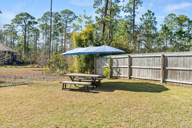 5469 North Shore Rd, Pensacola, FL 32507