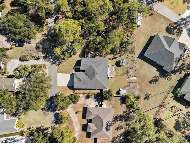 5469 North Shore Rd, Pensacola, FL 32507