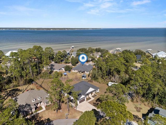 5469 North Shore Rd, Pensacola, FL 32507