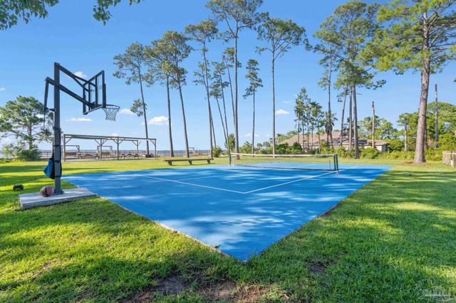 5469 North Shore Rd, Pensacola, FL 32507