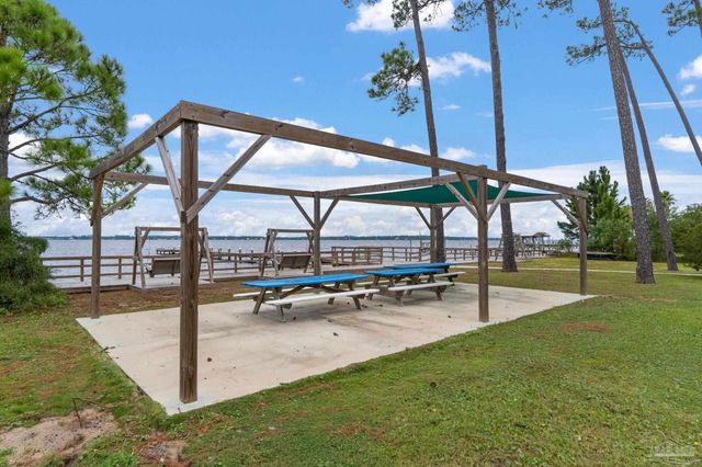 5469 North Shore Rd, Pensacola, FL 32507