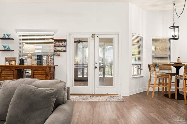 5469 North Shore Rd, Pensacola, FL 32507