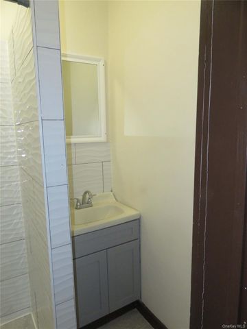 155 Stuyvesant Avenue, Brooklyn, NY 11221
