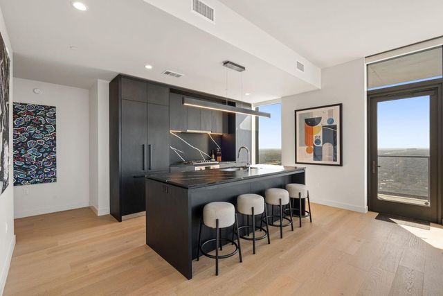 44 East Ave 3801, Austin, TX 78701