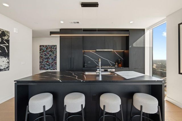 44 East Ave 3801, Austin, TX 78701