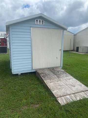 38210 WILLIAMS AIRE STREET, Dade City, FL 33525