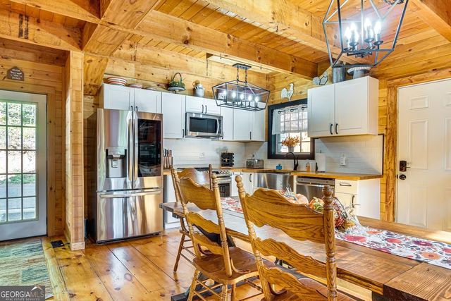 106 Brookwood Lane, Clarkesville, GA 30523