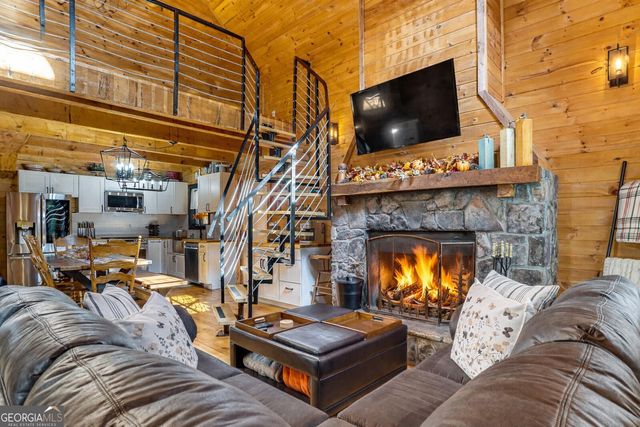 106 Brookwood Lane, Clarkesville, GA 30523