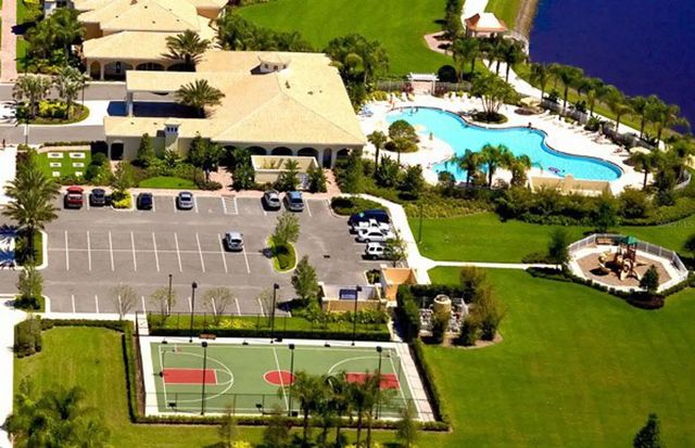 12244 PESCARA LANE, Orlando, FL 32827