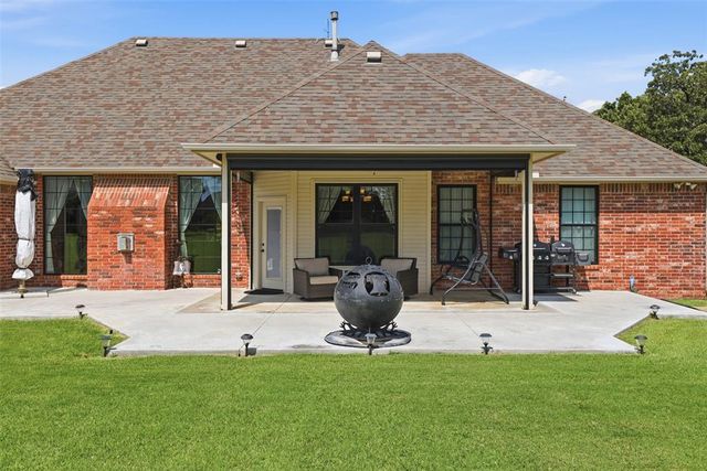 6490 Cedar Creek Drive, Jones, OK 73049