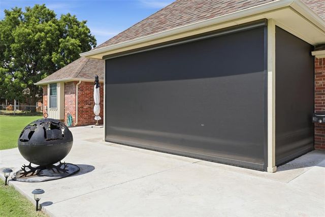 6490 Cedar Creek Drive, Jones, OK 73049