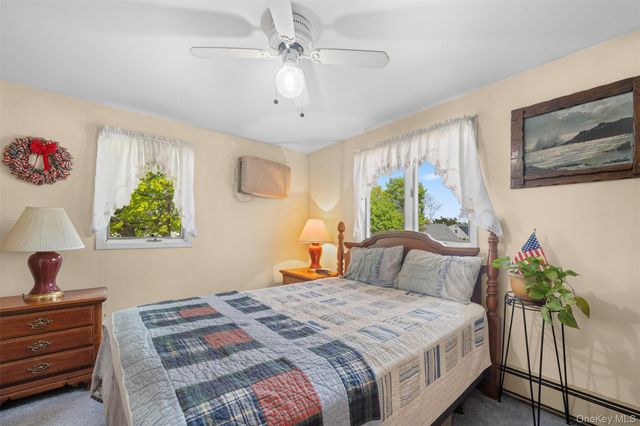 2 Bent Lane, Levittown, NY 11756