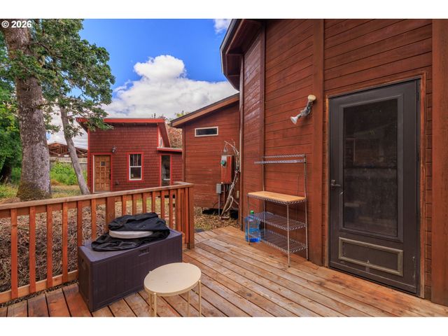1208 W 28TH Ave, Eugene, OR 97405