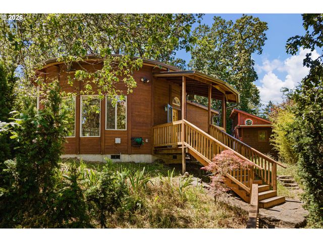 1208 W 28TH Ave, Eugene, OR 97405