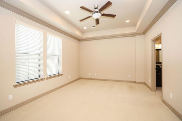 6705 Woodbend Park S, Houston, TX 77055