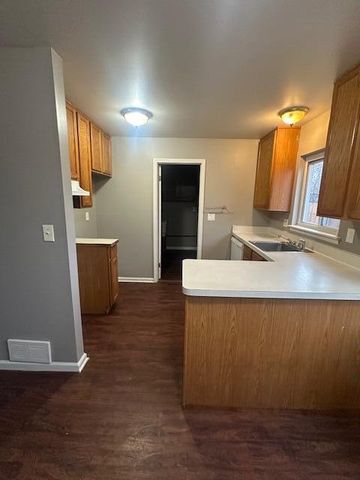 26935 California Street, Taylor, MI 48180